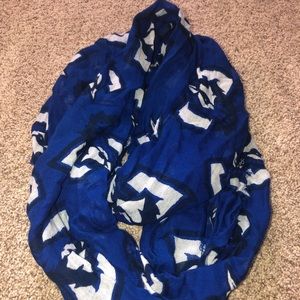 Women’s Creighton Scarf